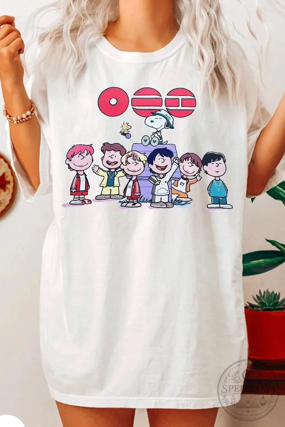 Peanuts Snoopy and Friends us army tee, Charlie Brown Gang Graphic T-Shirt